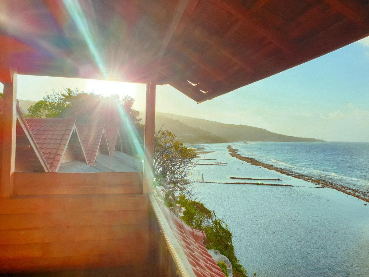 Hotel Malibu Huts à Semaya Extérieur photo