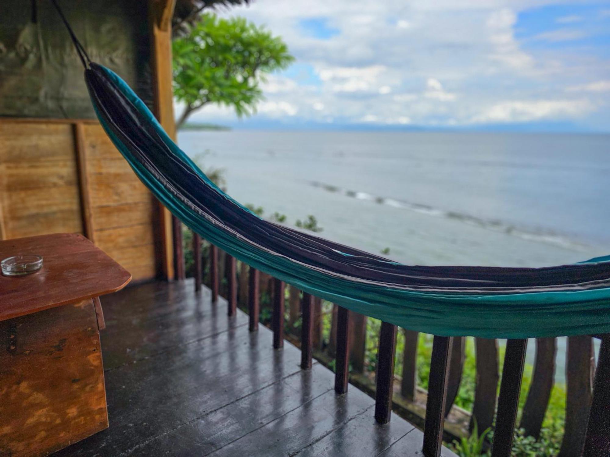 Hotel Malibu Huts à Semaya Extérieur photo